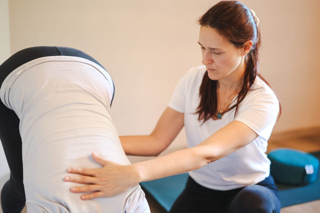Echi di Flora calma e presenza yoga il progetto